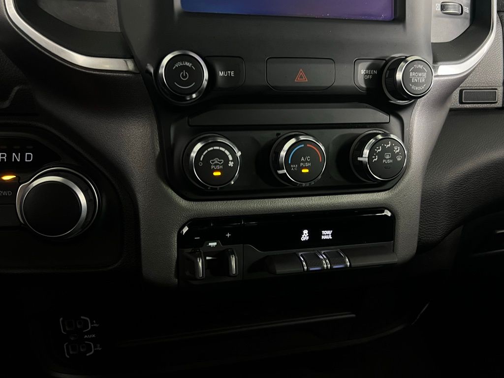 2024 Ram 2500 Big Horn photo 12