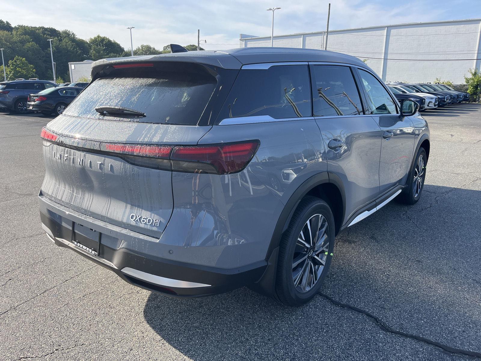 2026 Infiniti QX60 Luxe AWD photo 2