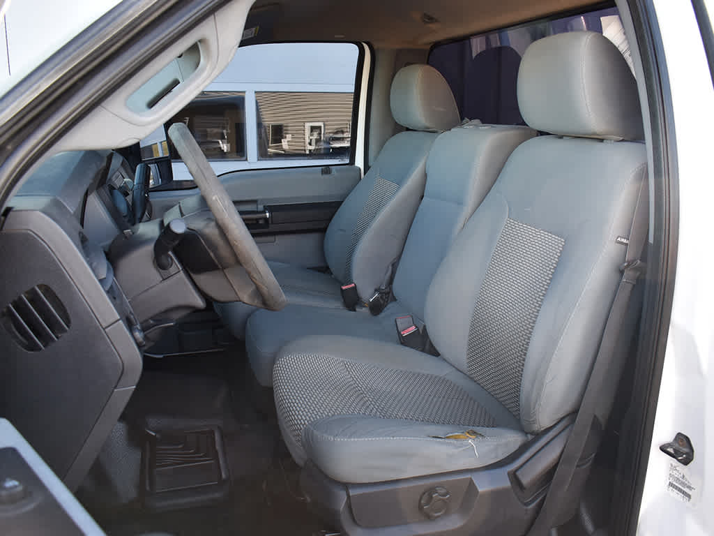 2012 Ford F-250 XL photo 4