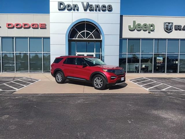 2024 Ford Explorer Limited's photo