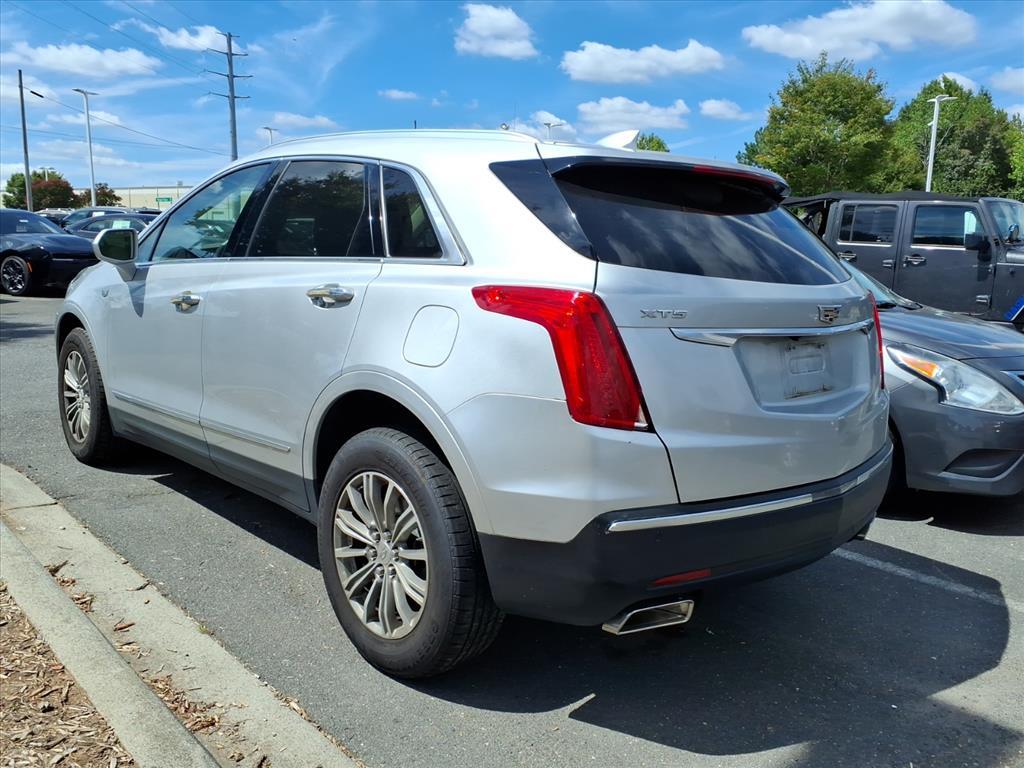 2018 Cadillac XT5 Luxury photo 3