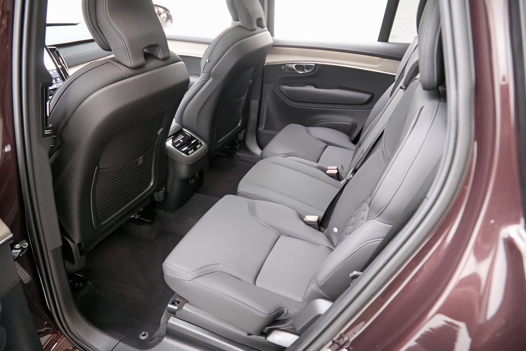 2025 VOLVO XC90 - Image 19