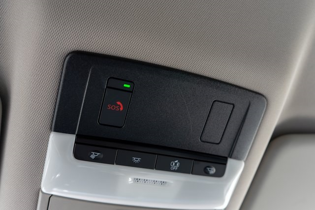 2022 Nissan Rogue SV photo 18