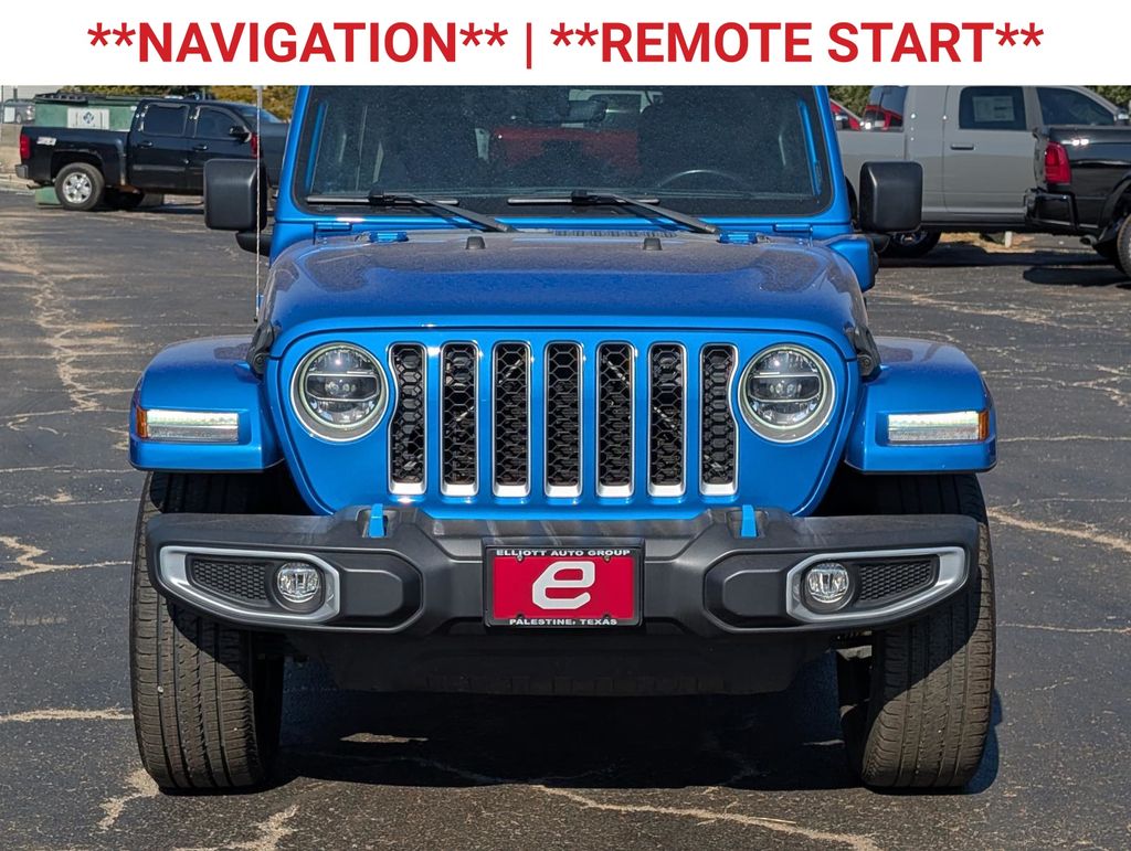2022 Jeep Wrangler Unlimited Sahara 4xe photo 2