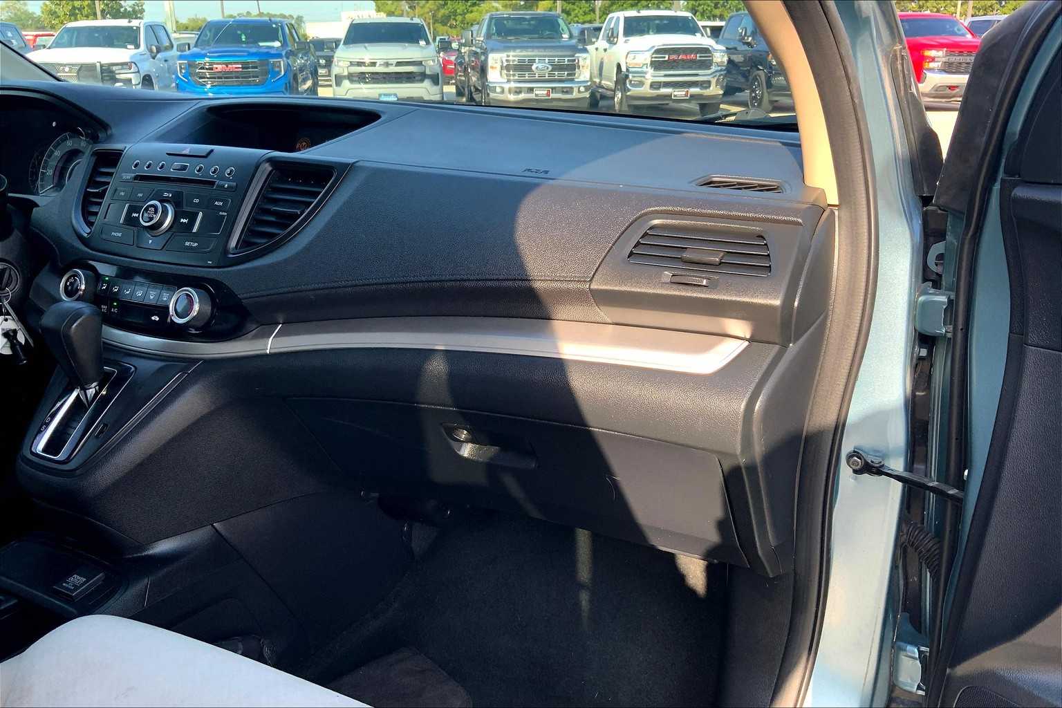 2016 Honda CR-V SE photo 17