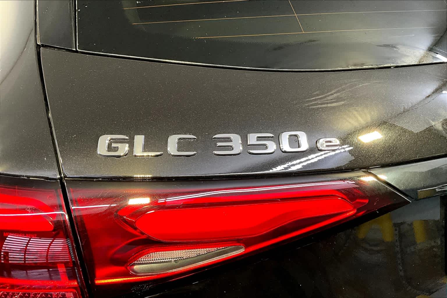 2025 Mercedes Benz GLC 350e 4MATIC photo 4