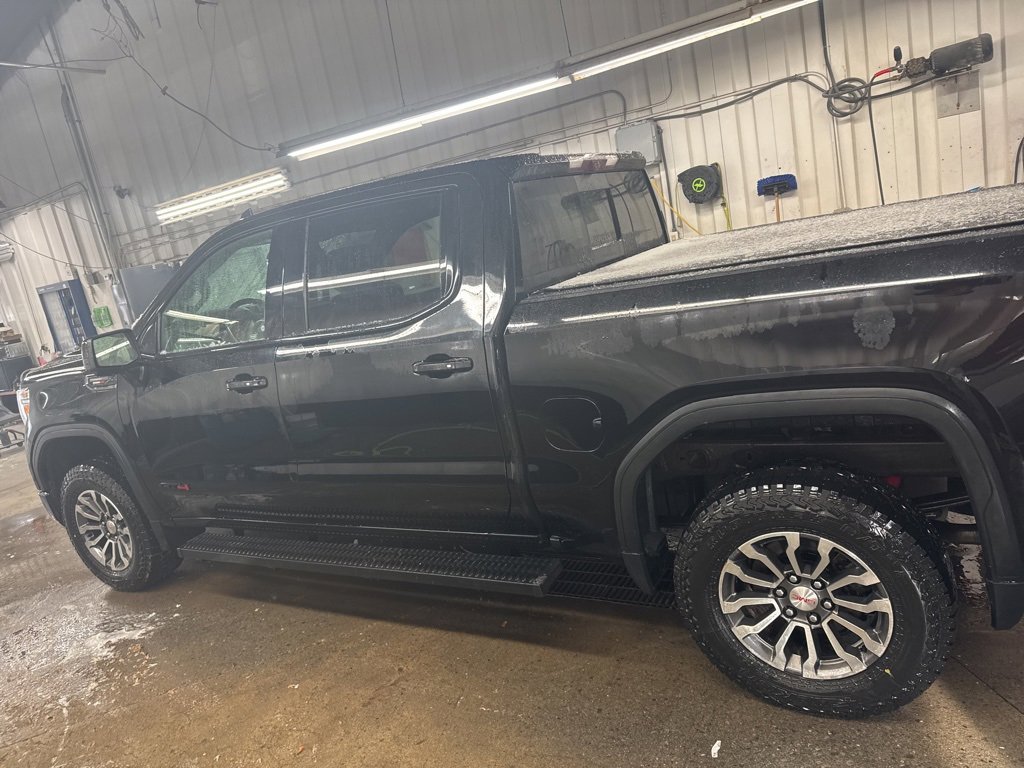 2021 GMC Sierra 1500 AT4's photo