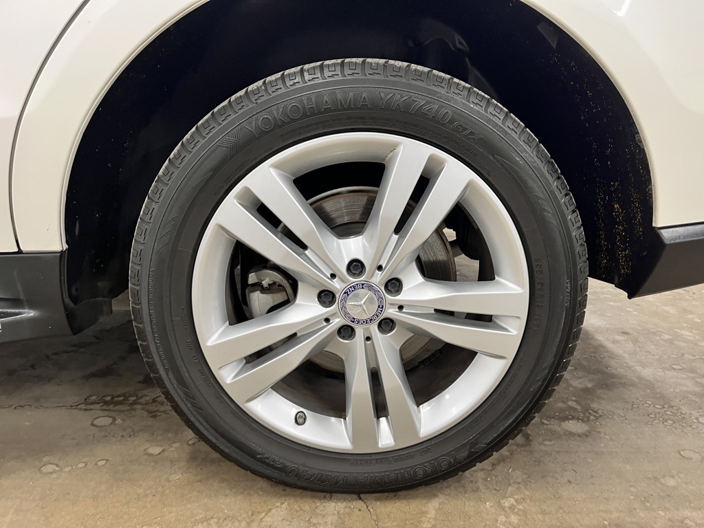 2015 Mercedes Benz ML 350 photo 9