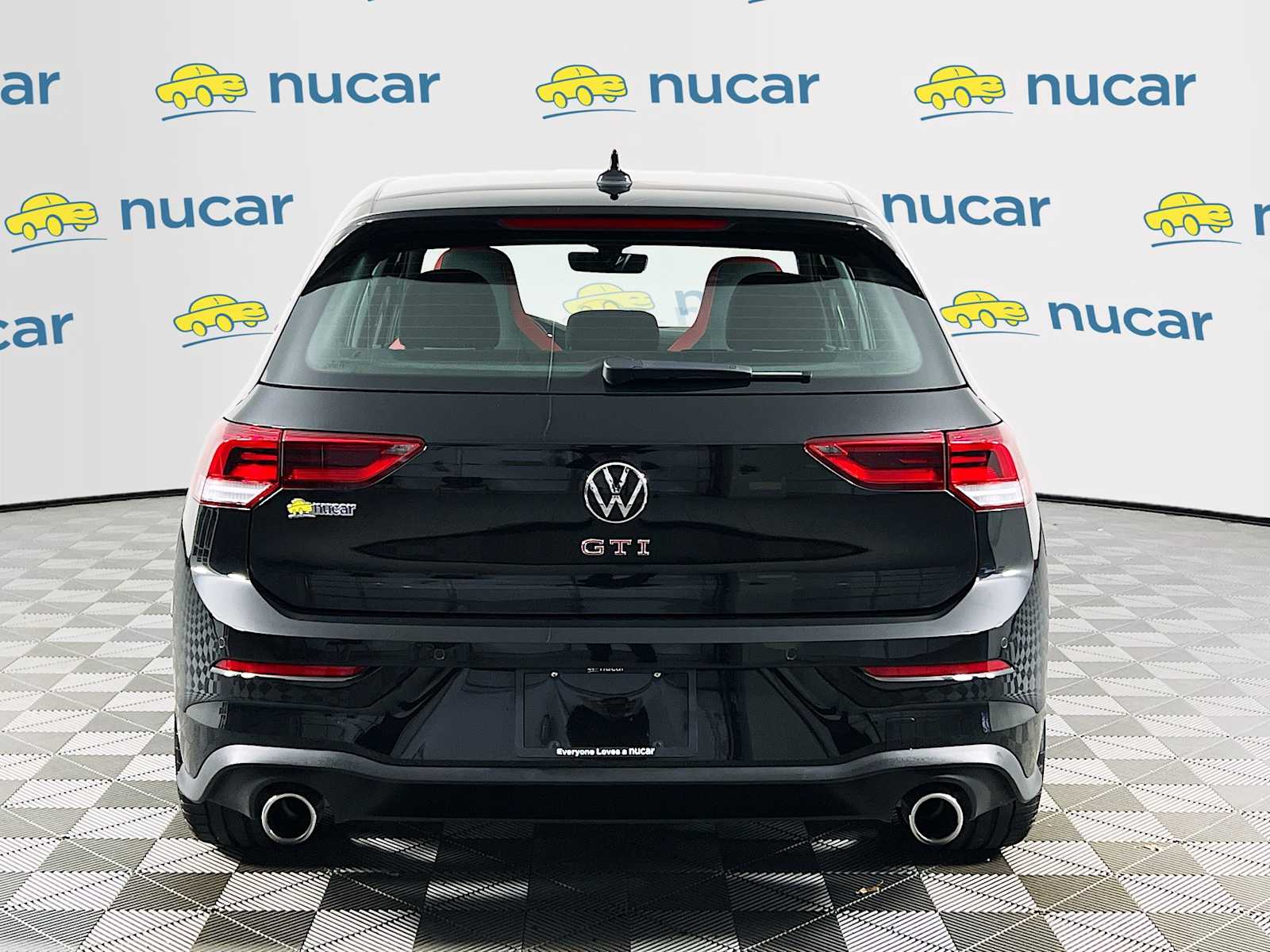 2024 Volkswagen Golf GTI 380 S photo 3