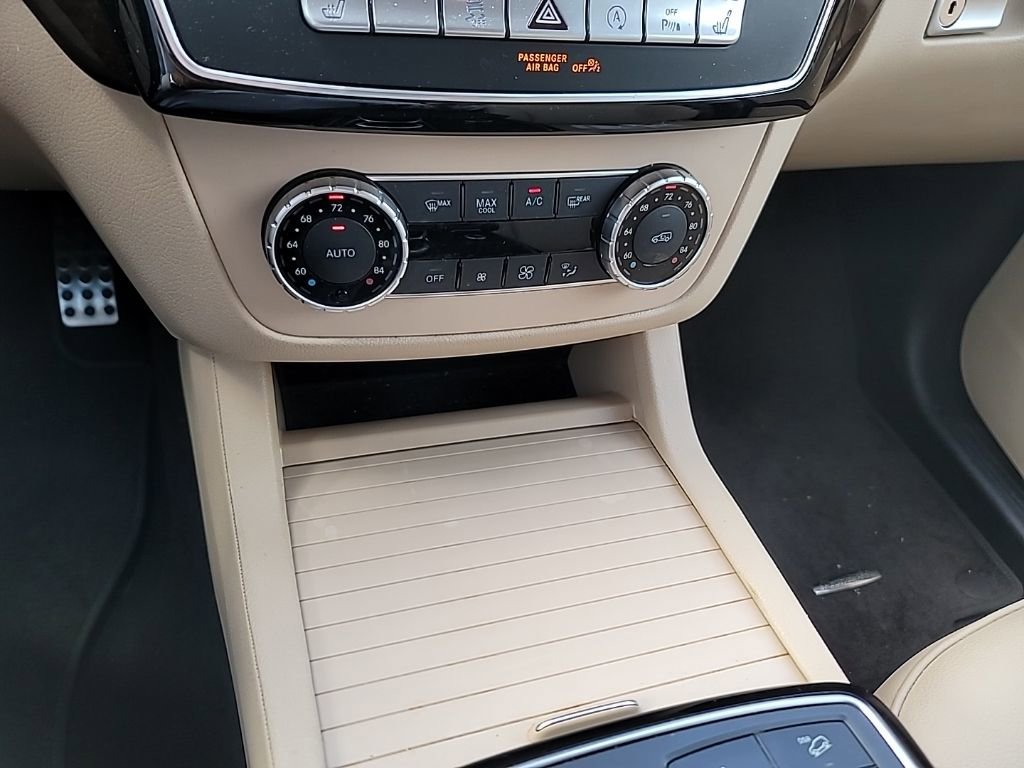 2019 Mercedes Benz GLE 400 4MATIC photo 13