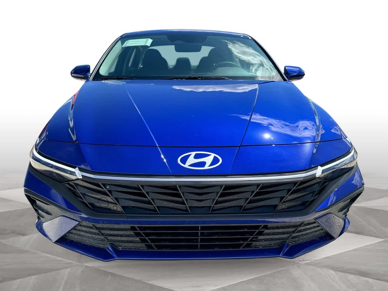 2025 Hyundai Elantra SE photo 3