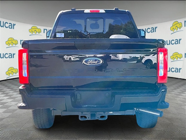 2026 Ford F-250 photo 4