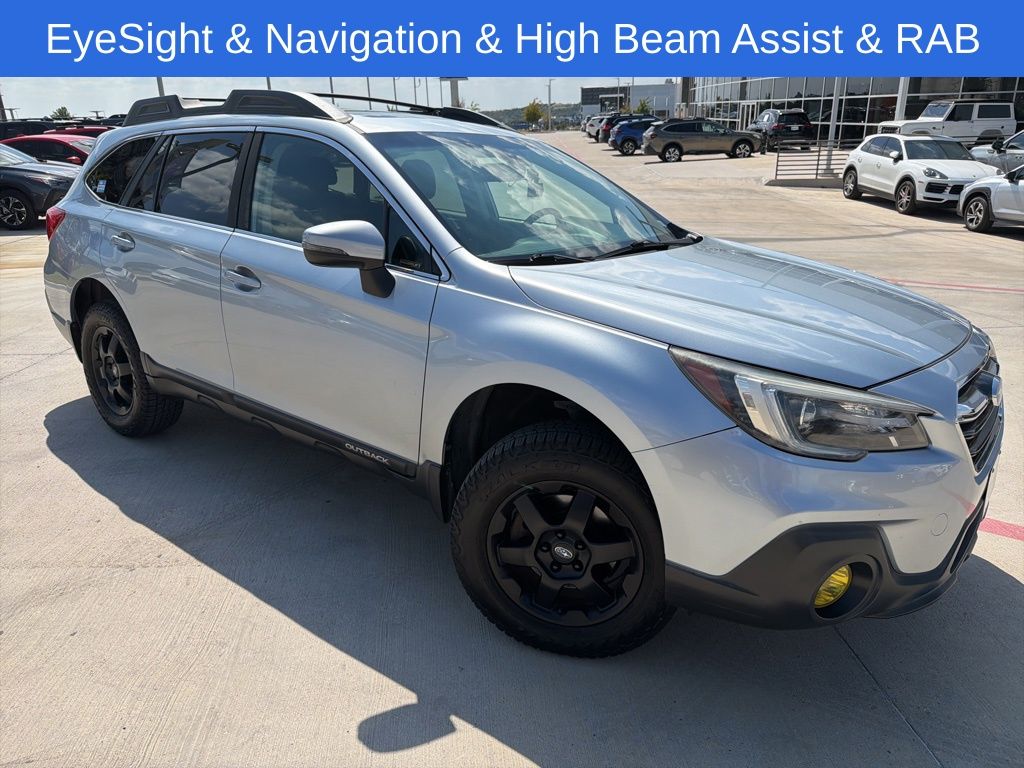 2018 Subaru Outback 3.6R Limited photo 2
