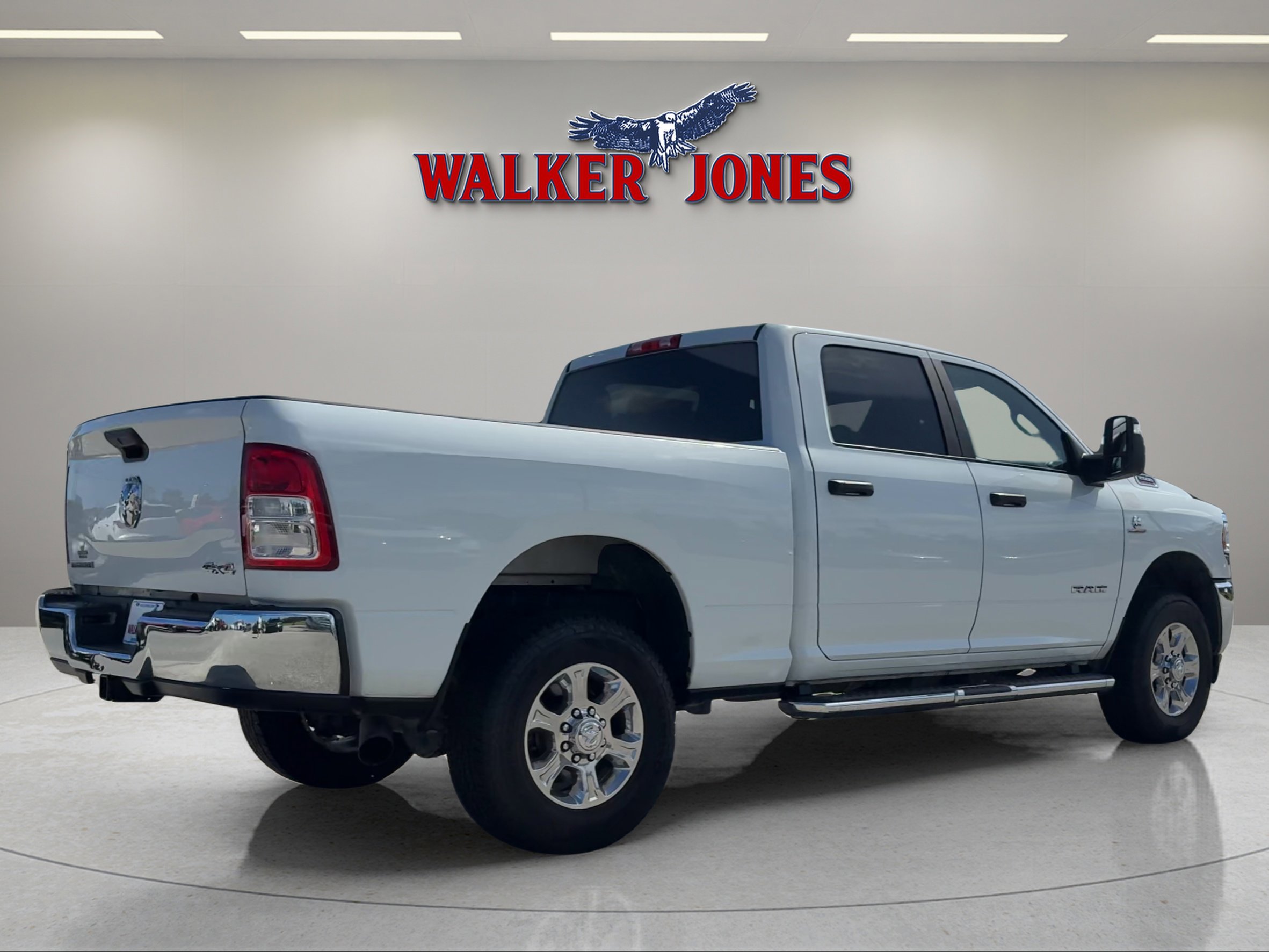 2024 Ram 2500 Big Horn photo 3