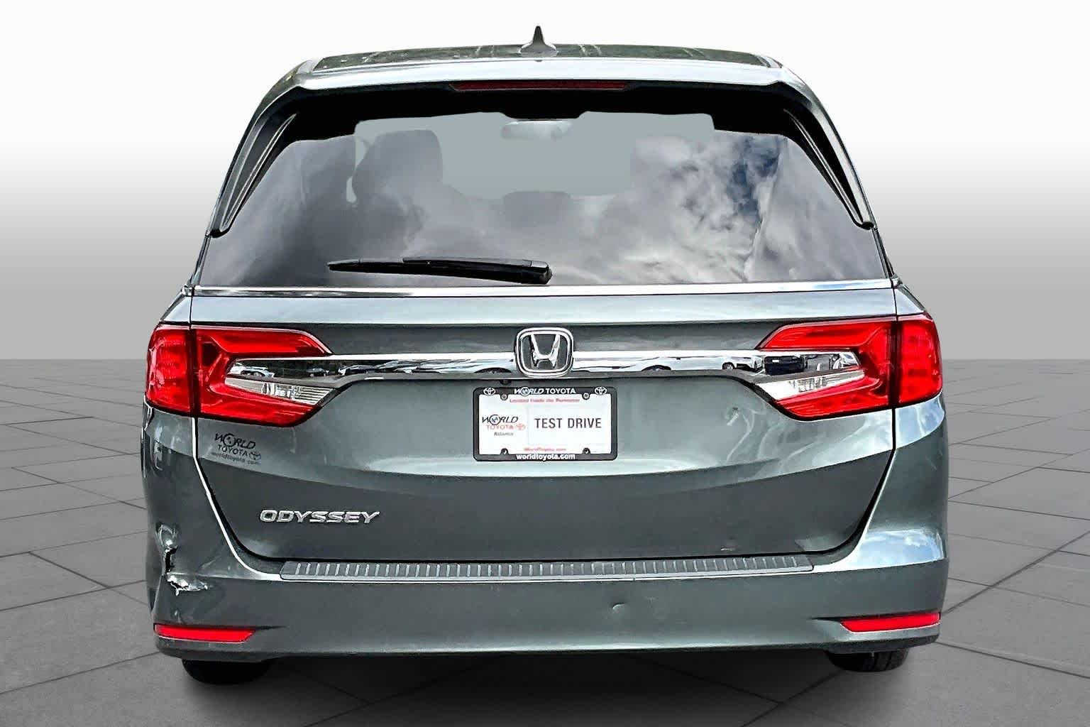 2018 Honda Odyssey EX photo 4