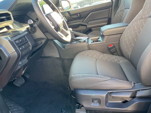 2025 Toyota Tacoma SR5 Double Cab photo 11