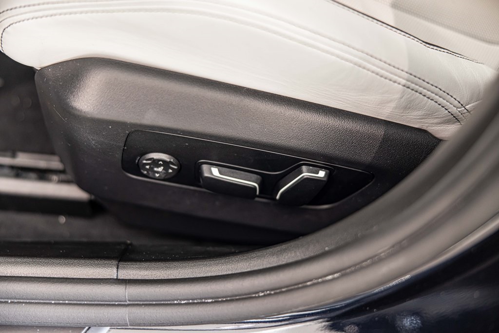 2025 BMW M5 - Image 23