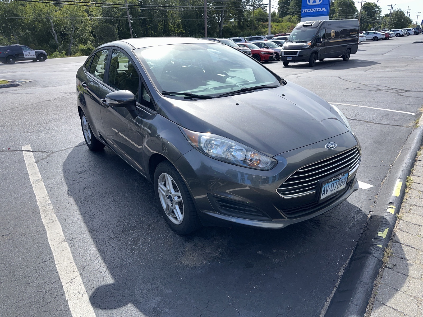 2019 Ford Fiesta SE photo 2