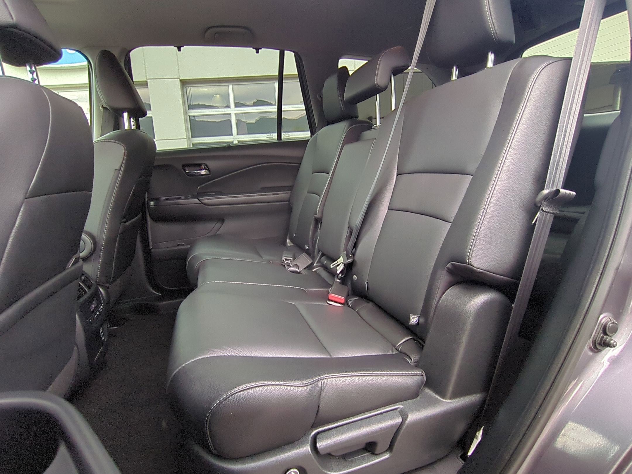2022 Honda Pilot EX-L photo 28
