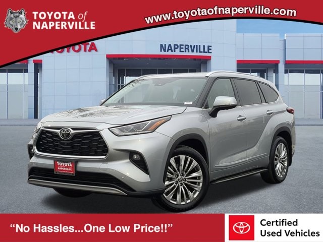 2025 Toyota Highlander Platinum's photo