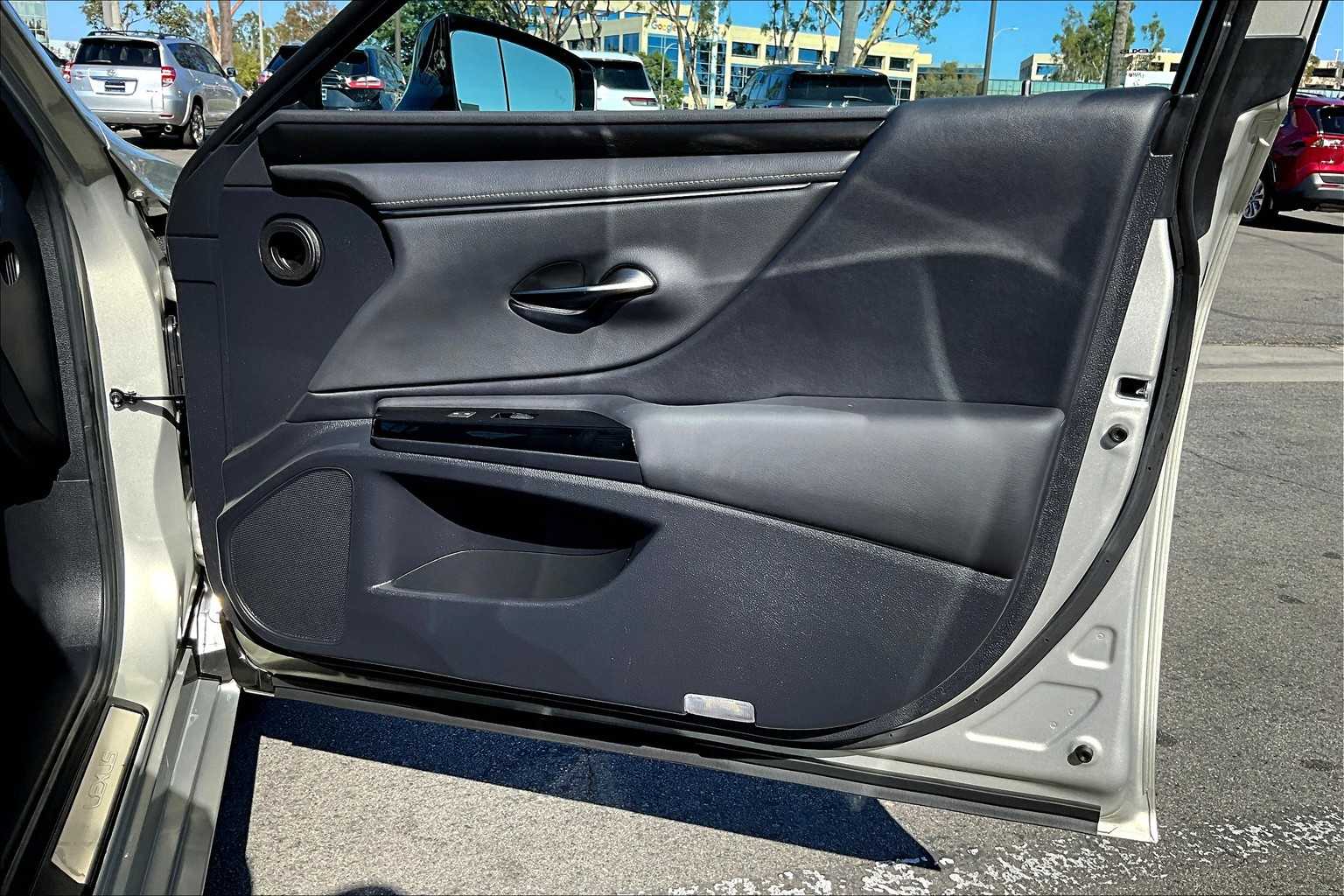 2023 Lexus ES 350 photo 20