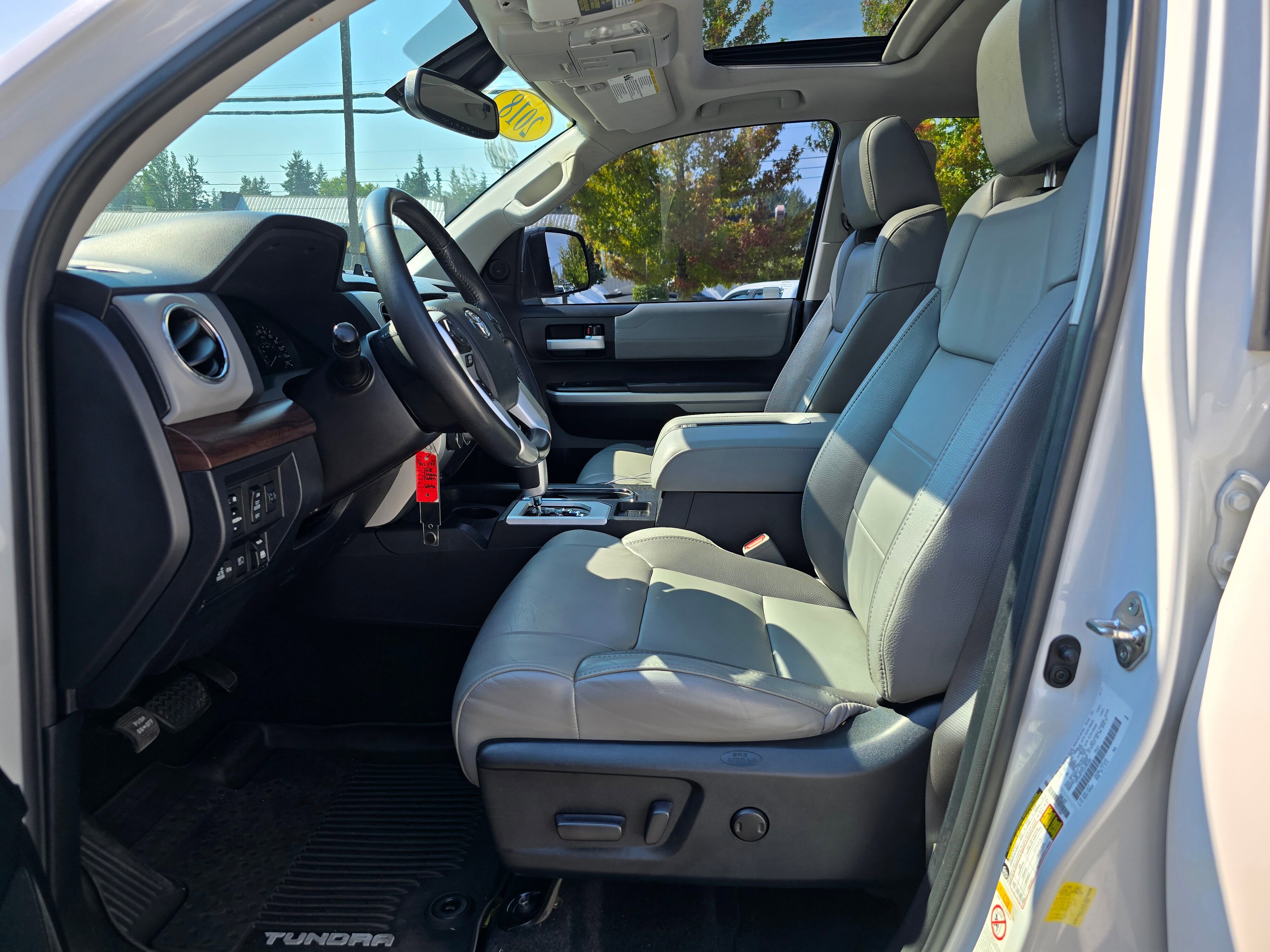 2018 Toyota Tundra SR5 photo 5
