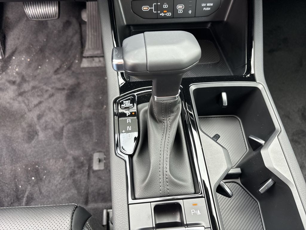 2025 Kia K5 EX photo 23