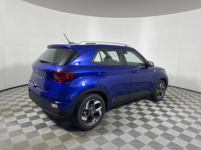2025 Hyundai Venue Limited photo 7