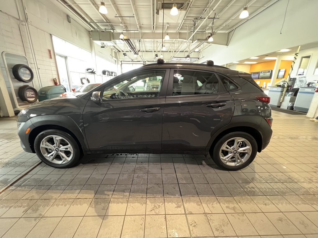 2023 Hyundai Kona SEL photo 4
