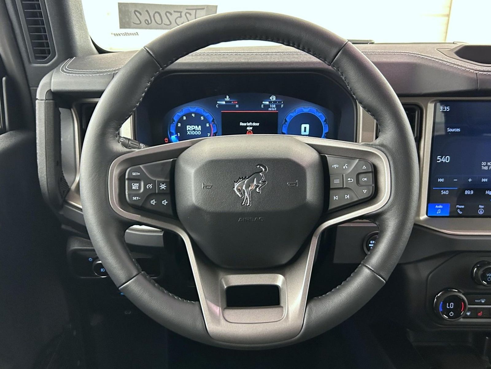 2025 Ford Bronco Outer Banks photo 11