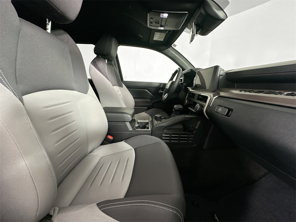 2024 Toyota Tacoma TRD Sport 4x4 photo 14