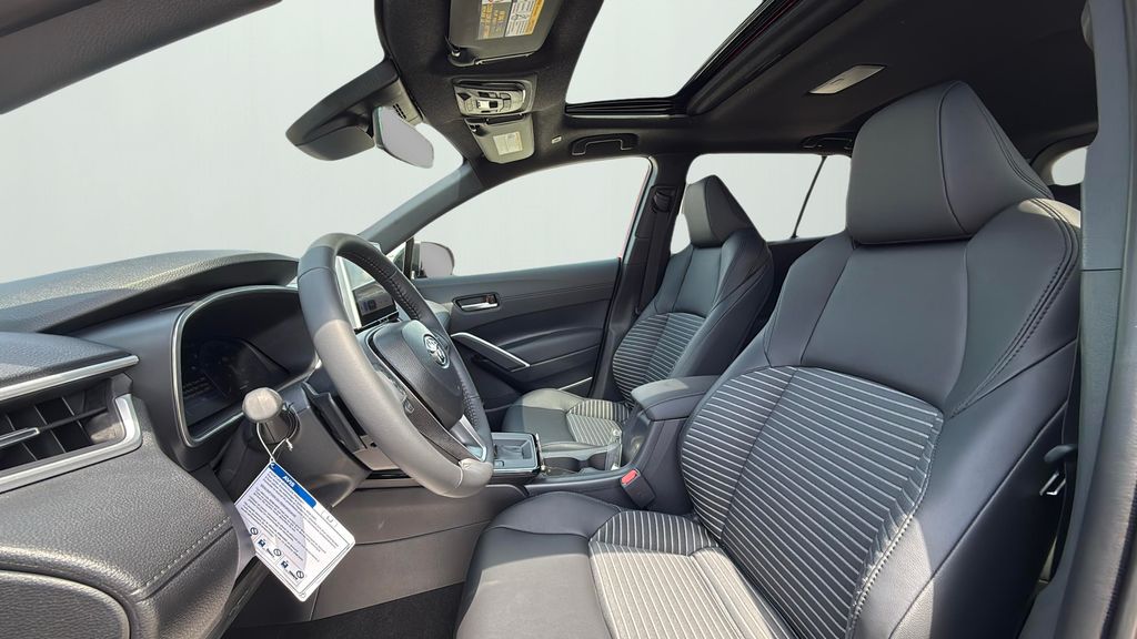 2026 Toyota Corolla Cross Hybrid XSE photo 9