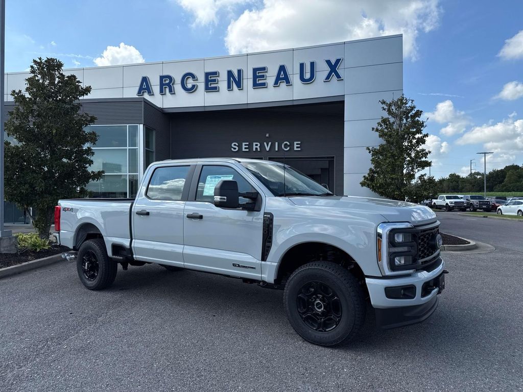 2026 Ford F-250 Super Duty XL's photo