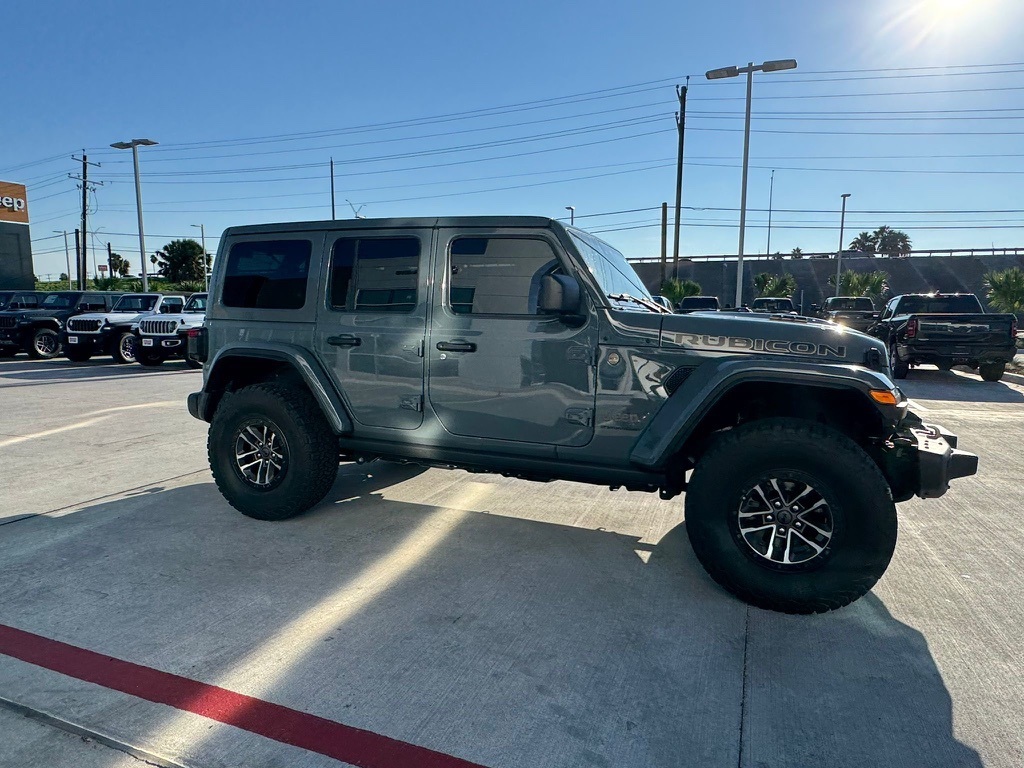 2024 Jeep Wrangler Rubicon 392 photo 7