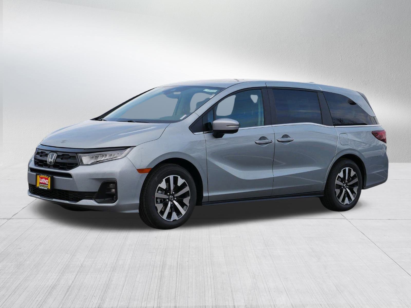 2026 Honda Odyssey EX-L photo 3
