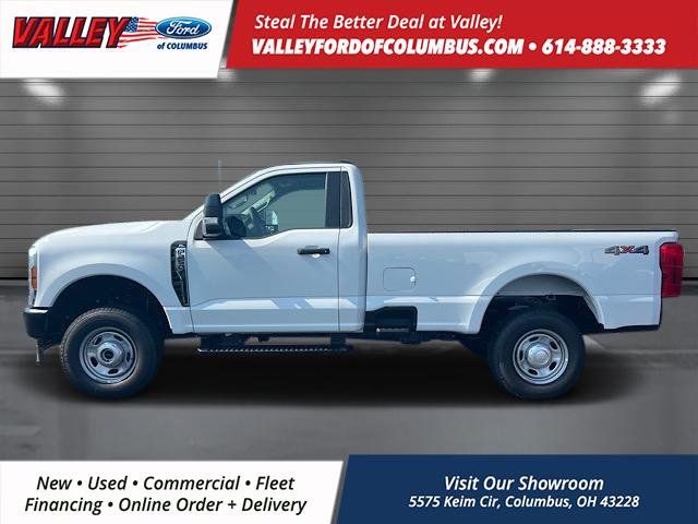 2025 Ford F-250 photo 2