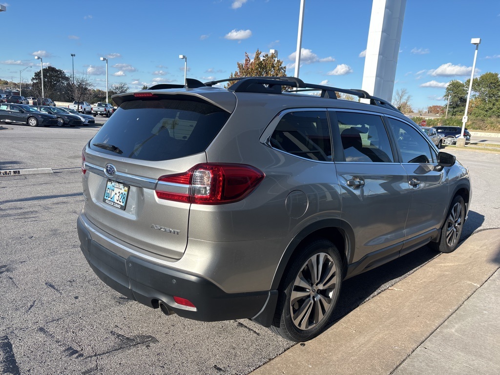 2019 Subaru Ascent Premium photo 2