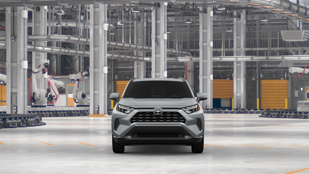 2025 Toyota RAV4 Hybrid XLE photo 13