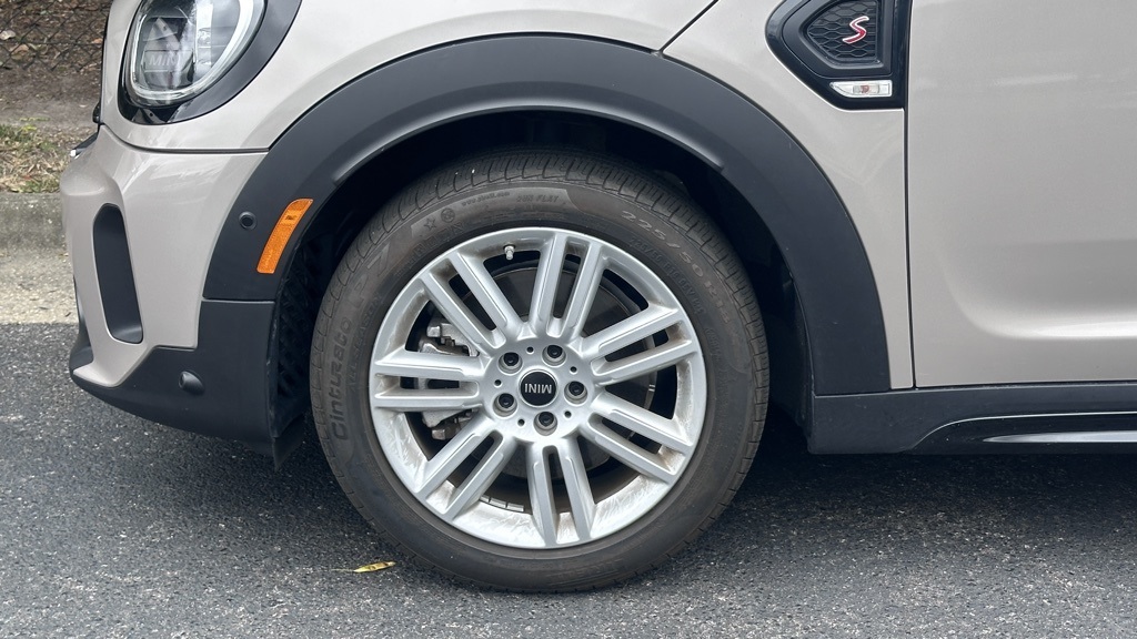 2024 Mini Cooper S Iconic photo 8
