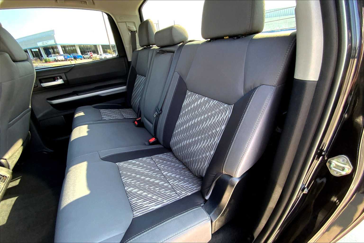 2020 Toyota Tundra SR5 Grade photo 17