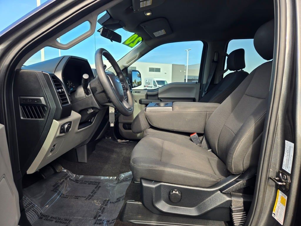 2020 Ford F-150 XL photo 17