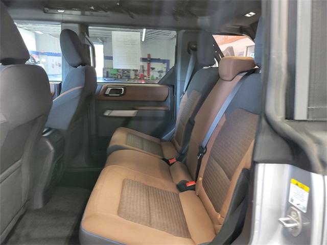 2023 Ford Bronco Outer Banks photo 16
