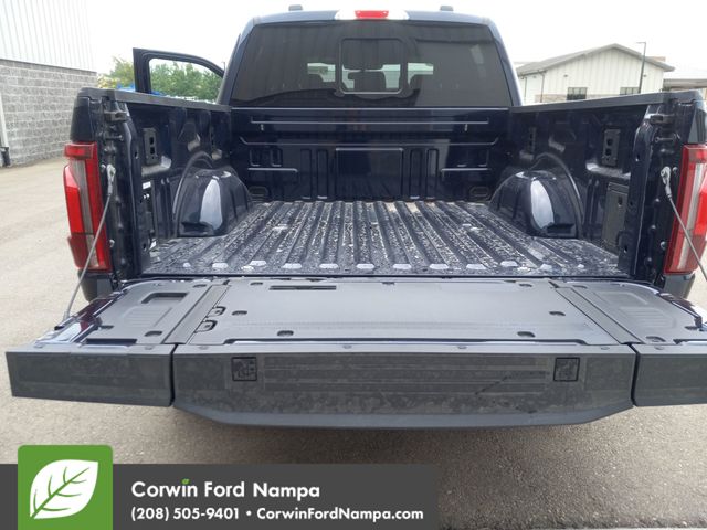 2025 Ford F-150 Lariat photo 25