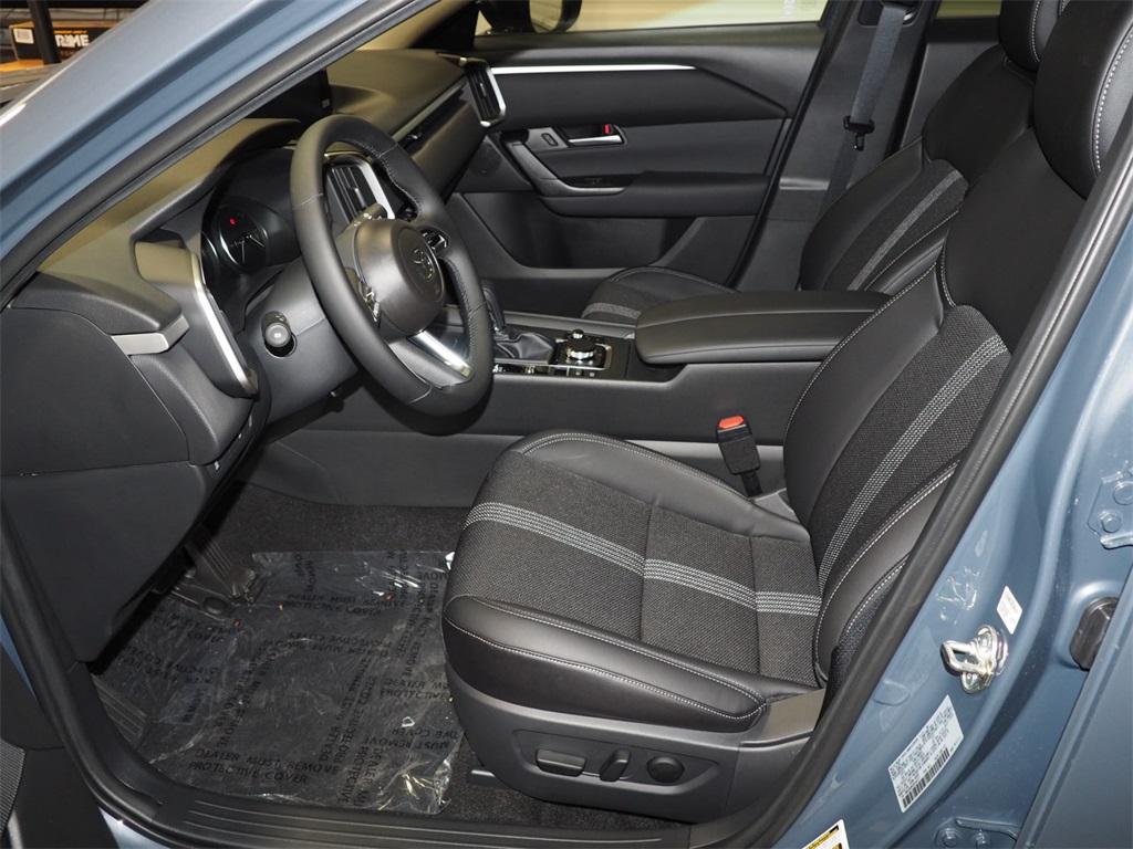 2025 Mazda CX-50 2.5 S Preferred photo 2