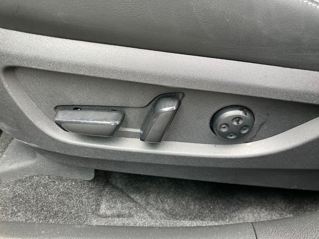 2022 Infiniti QX50 Luxe photo 16