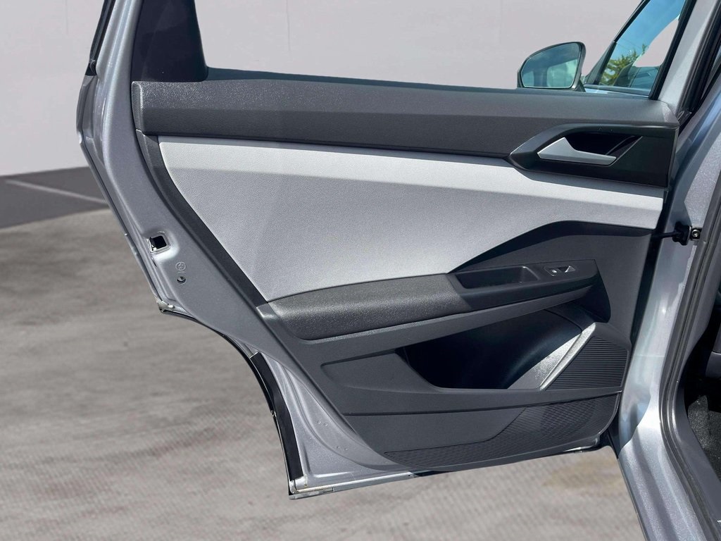 2023 Volkswagen Taos S photo 18