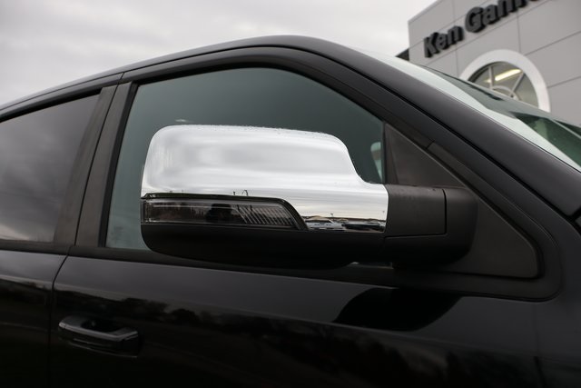 2025 Ram 1500 Laramie photo 2