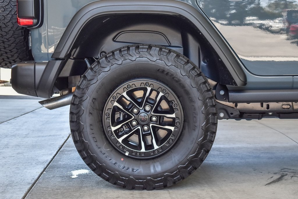 2025 Jeep Wrangler Rubicon photo 10