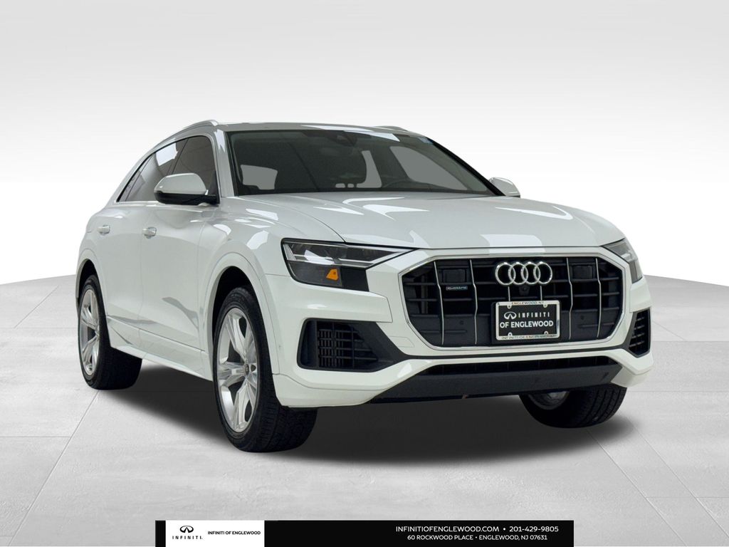 2022 Audi Q8