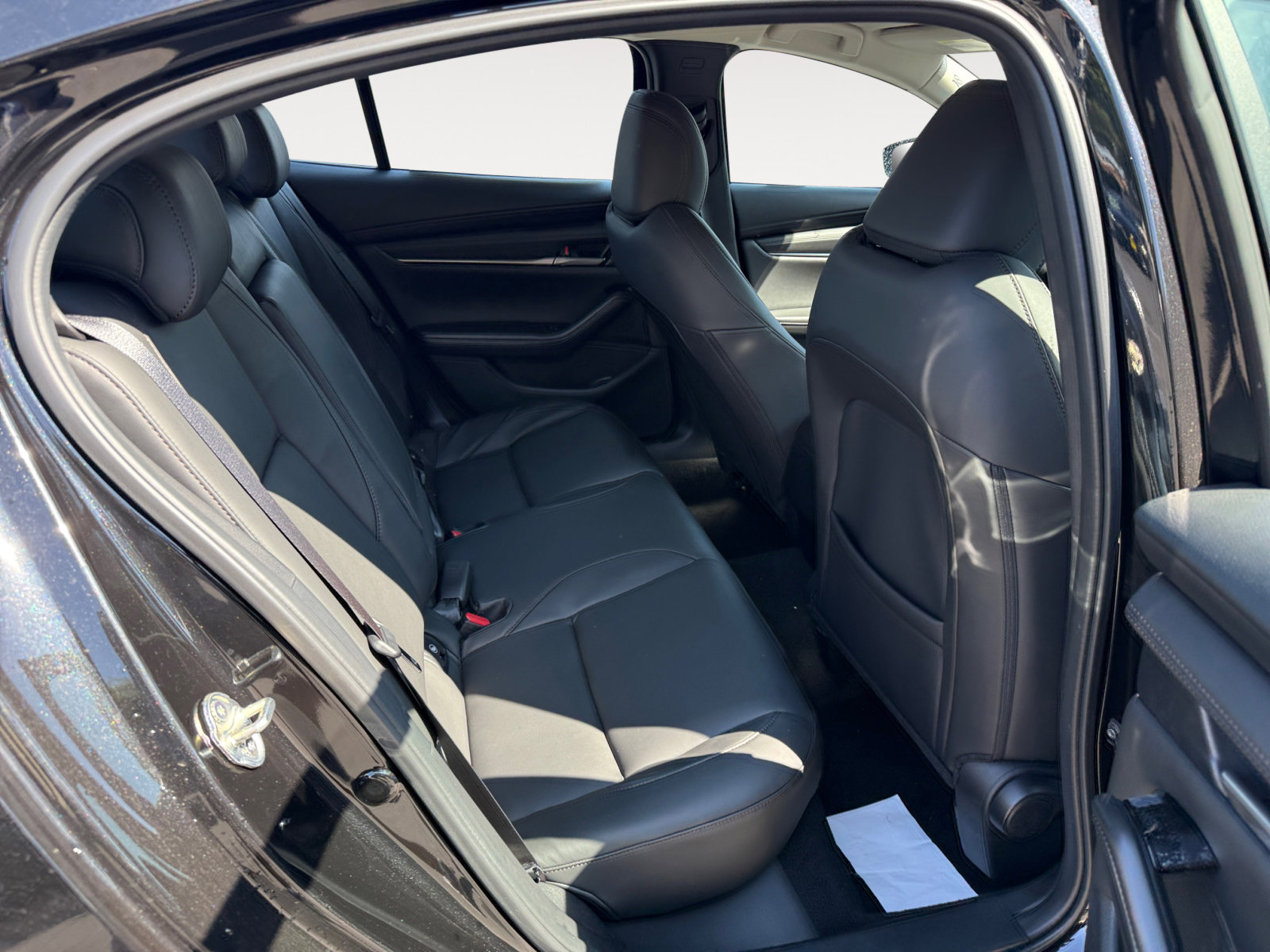 2025 Mazda Mazda3 2.5 Select Sport photo 18